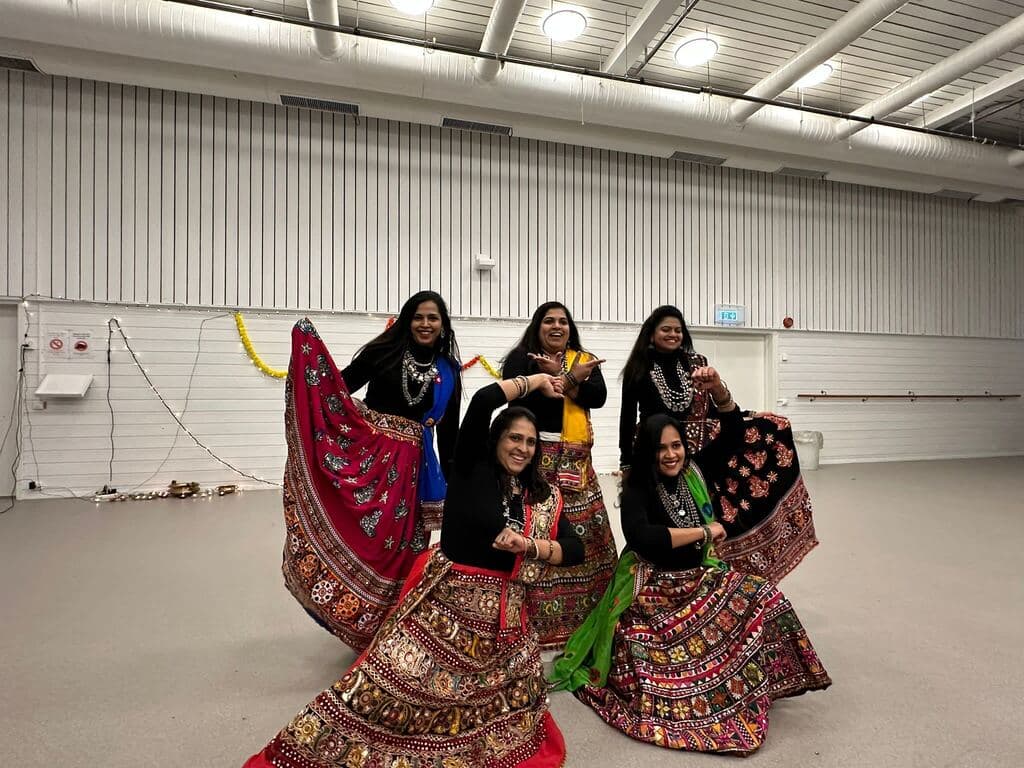 Christmas and Diwali gathering photo 10