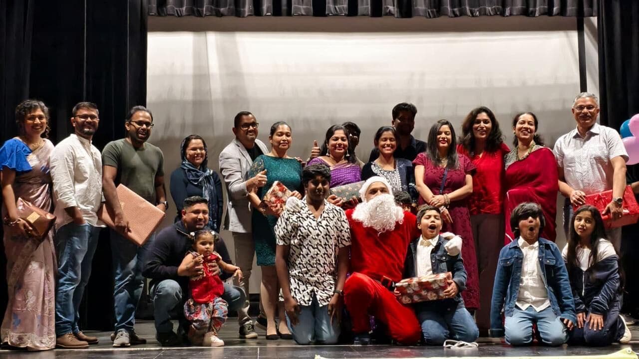 Christmas and Diwali gathering photo 30